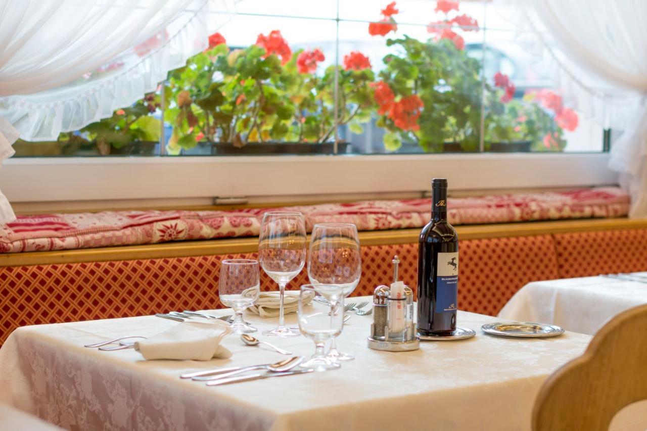 Hotel Ramon Кампителло-ди-Фасса Экстерьер фото