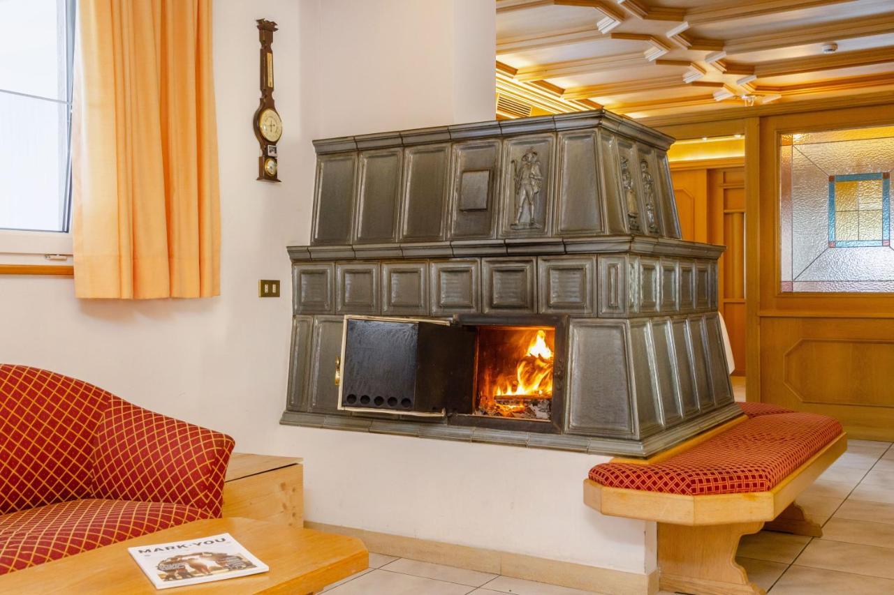 Hotel Ramon Кампителло-ди-Фасса Экстерьер фото