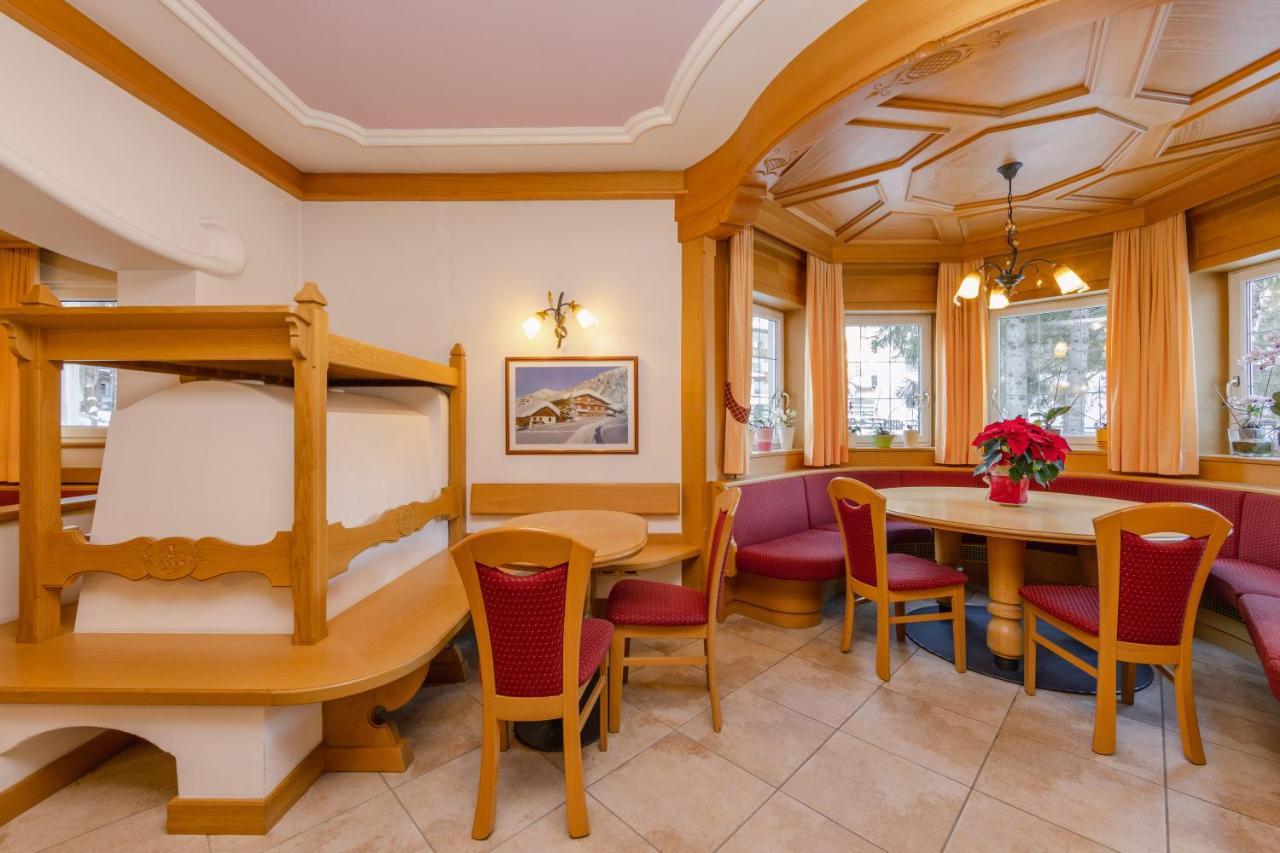 Hotel Ramon Кампителло-ди-Фасса Экстерьер фото