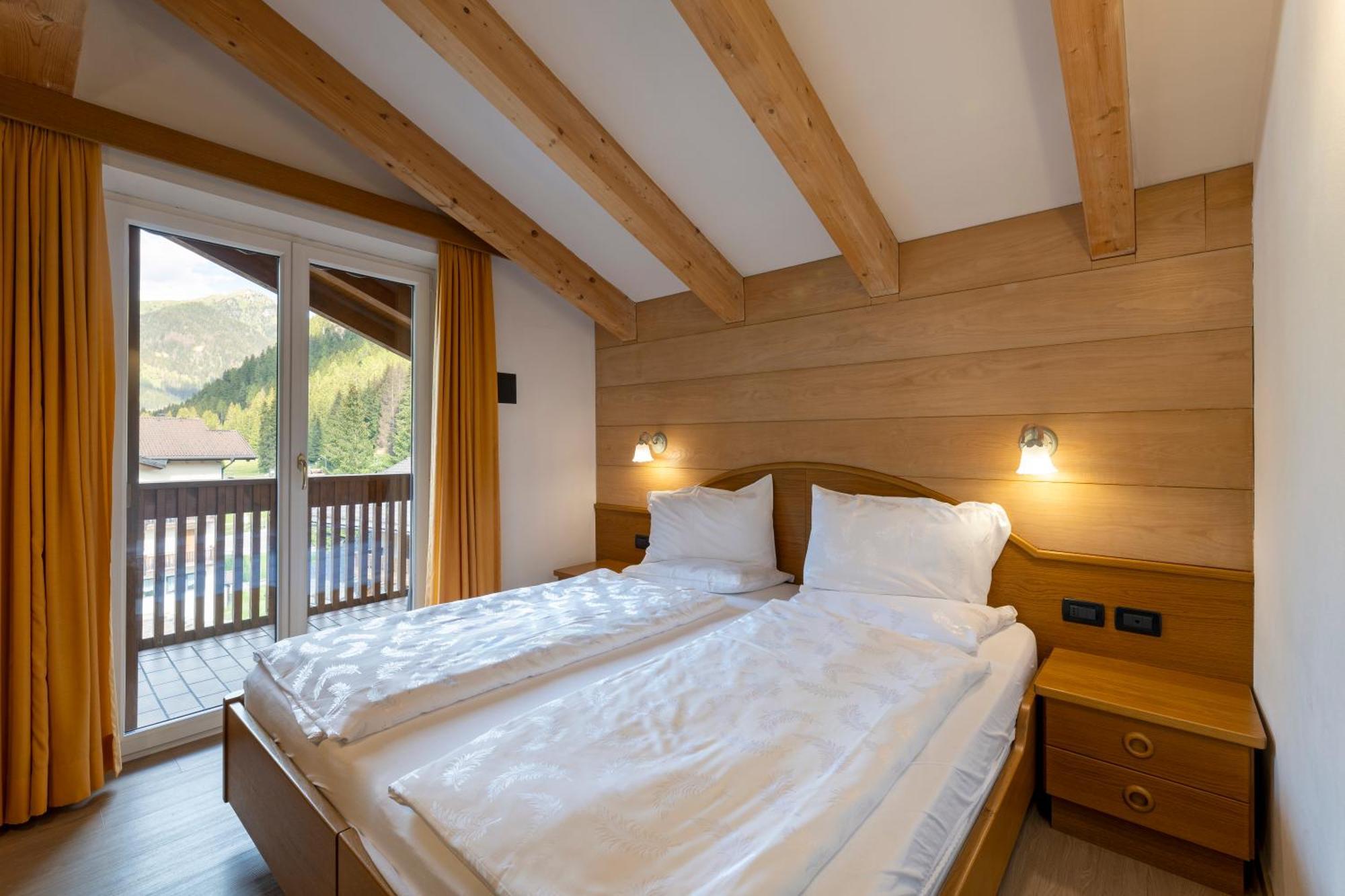 Hotel Ramon Кампителло-ди-Фасса Экстерьер фото