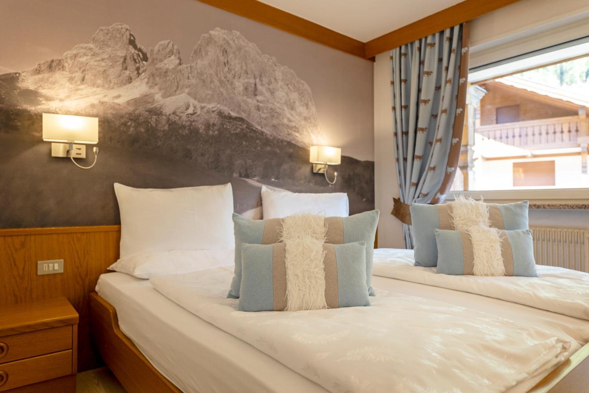 Hotel Ramon Кампителло-ди-Фасса Экстерьер фото