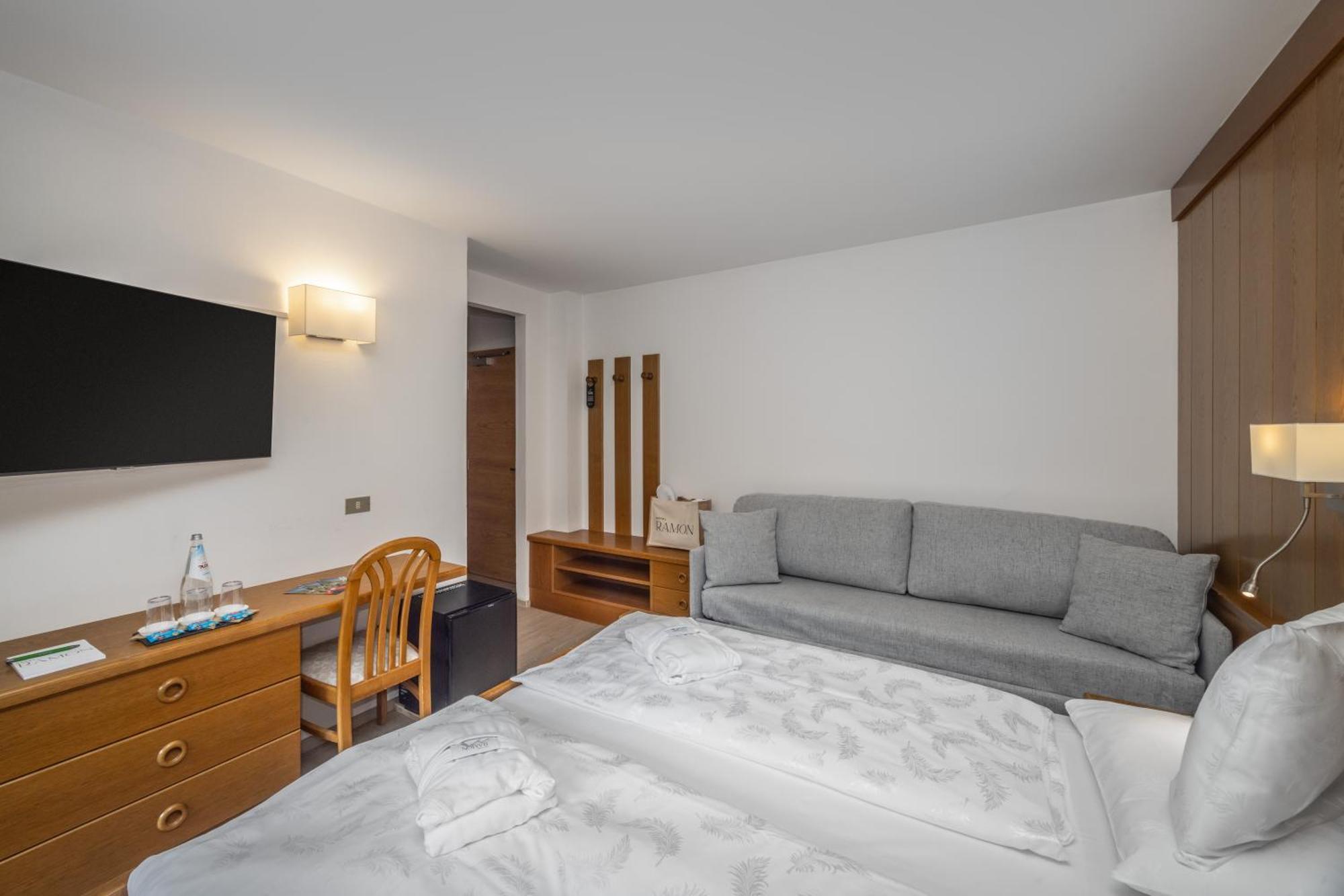 Hotel Ramon Кампителло-ди-Фасса Экстерьер фото